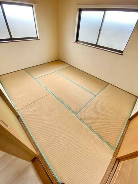 和室６帖です。畳は入居前に張り替えます。