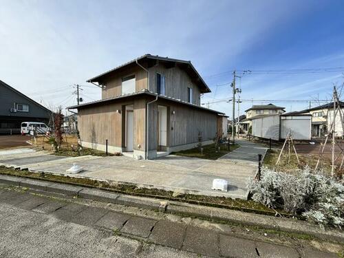 detached 新潟県燕市下粟生津