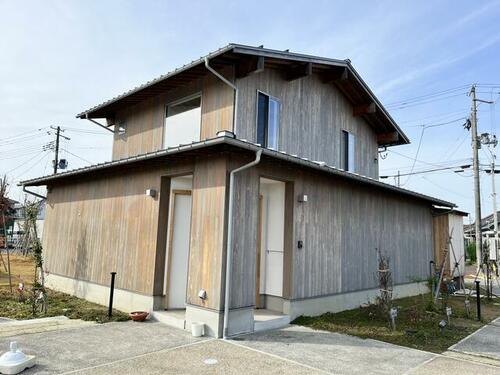 detached 新潟県燕市下粟生津