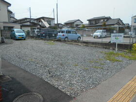 栃木県宇都宮市中戸祭１丁目
