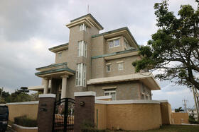 沖縄県国頭郡恩納村字仲泊