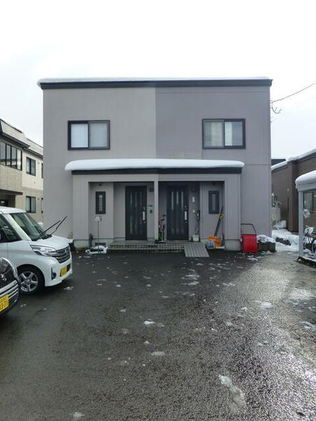 townhouse 青森県青森市勝田１丁目

地図を見る