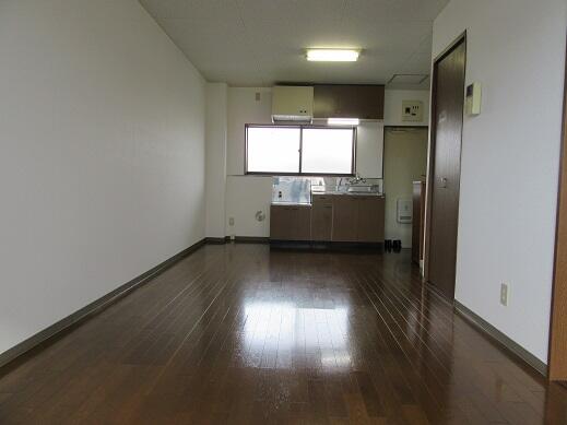 apartment 山形県東置賜郡高畠町大字福沢字福沢六１０５８－１