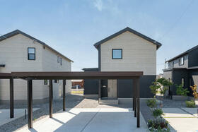 富山県黒部市三日市