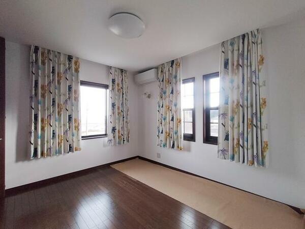 detached 福島県双葉郡楢葉町大字井出字谷地
井出の賃貸情報を見る
物件地図