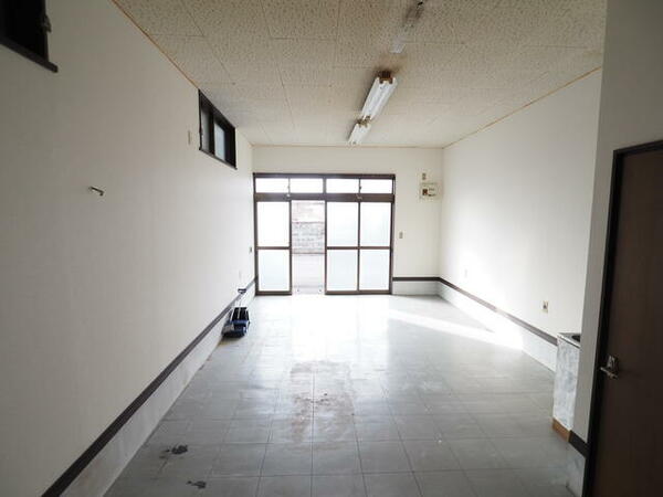 townhouse 岩手県花巻市仲町

地図を見る