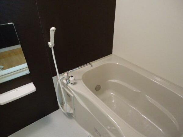 画像6:お風呂部分・追炊き＆浴室乾燥機能付き♪カビ対策＆室内物干しにも◎