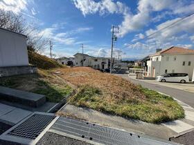三重県鈴鹿市岸岡町