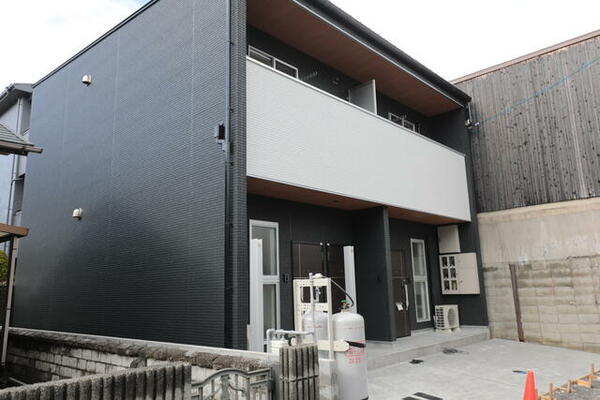 愛媛県伊予郡松前町大字浜(賃貸アパート1LDK・2階・31.24㎡)の写真 その2