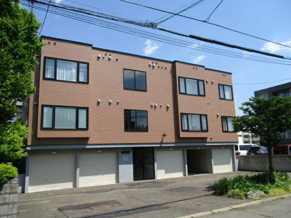 北海道札幌市中央区南十一条西１７丁目(賃貸アパート1LDK・3階・43.74㎡)の写真 その1