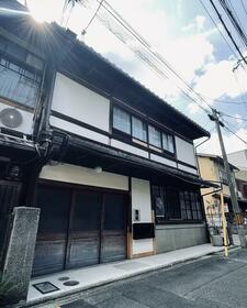 京都府京都市上京区上立売通大宮西入硯屋町