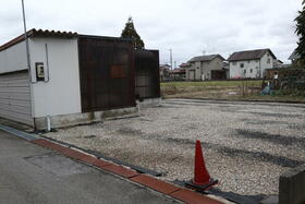 富山県富山市宮成新