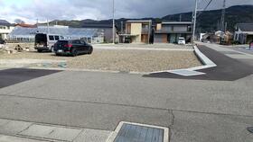 石川県白山市荒屋町