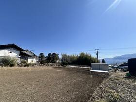 山梨県北杜市長坂町小荒間