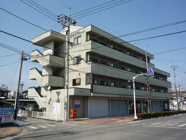 apartment 群馬県富岡市富岡
地図を見る