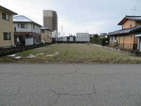 富山県富山市今泉