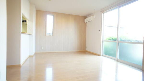 apartment 埼玉県北葛飾郡松伏町田中３丁目
地図を見る