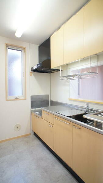 apartment 埼玉県北葛飾郡松伏町田中３丁目
地図を見る