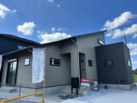 福岡県飯塚市楽市