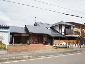 福井県大野市茜町