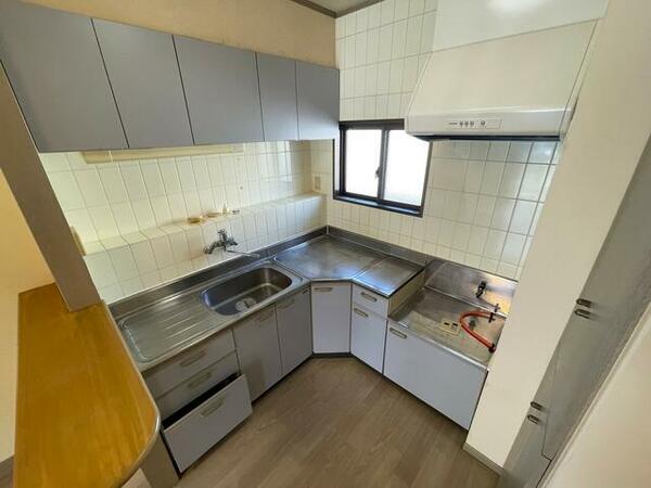 apartment 埼玉県草加市手代３丁目
地図を見る