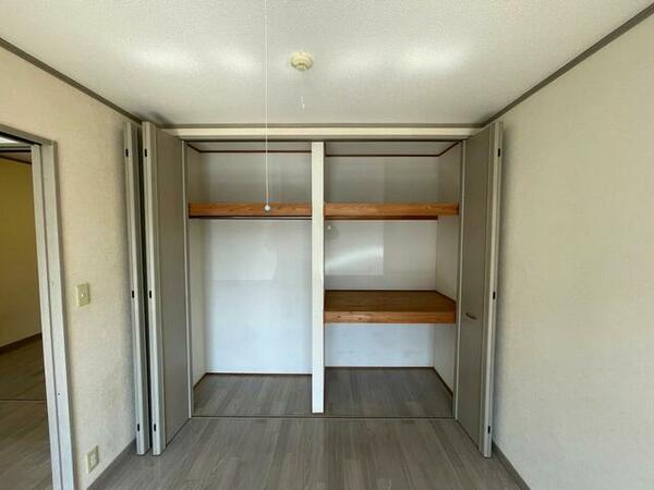 apartment 埼玉県草加市手代３丁目
地図を見る