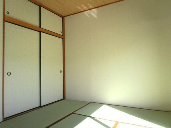 detached 東京都国立市富士見台１丁目

地図を見る