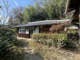 奈良県奈良市二名１丁目