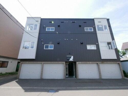 北海道札幌市中央区北十七条西１５丁目（アパート）の賃貸物件の外観