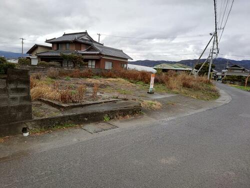 Land, Awa, Tokushima