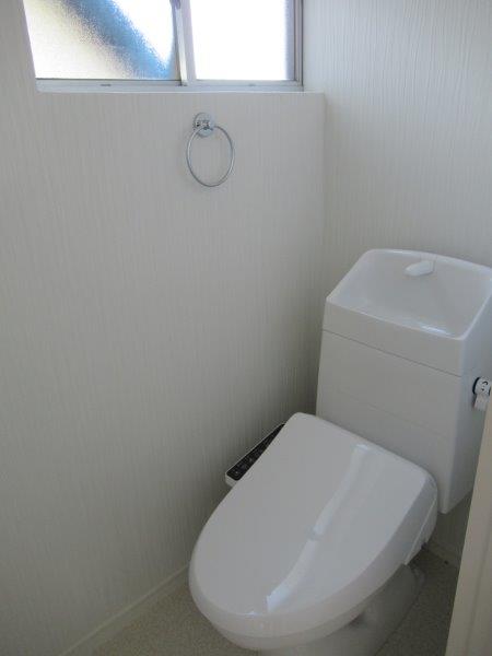 画像6:ウォシュレットトイレに交換、新品です。