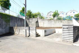 東京都町田市木曽東４丁目