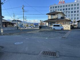 山梨県中巨摩郡昭和町西条