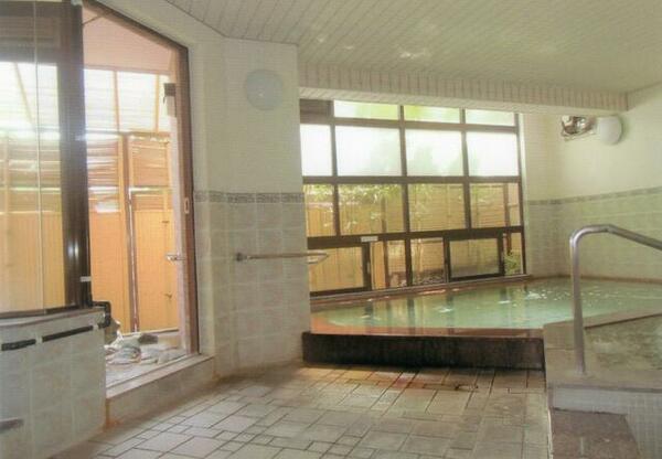 画像3:温泉大浴場には露天風呂やサウナもあり快適です