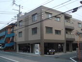 松山市美沢１丁目 3階建 築20年のイメージ