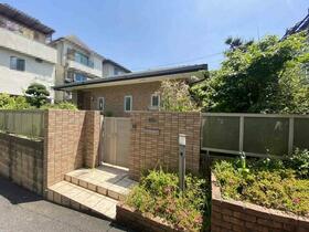 大阪府東大阪市出雲井町