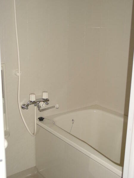 画像9:追い焚き機能付きお風呂で、いつでも暖かく水道代も節約