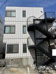 横須賀市久里浜３丁目 3階建 築32年のイメージ