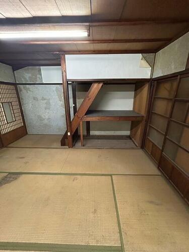 detached 徳島県吉野川市鴨島町鴨島