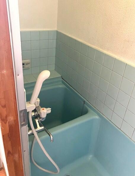 画像6:シャワー付き、浴室は綺麗です。
