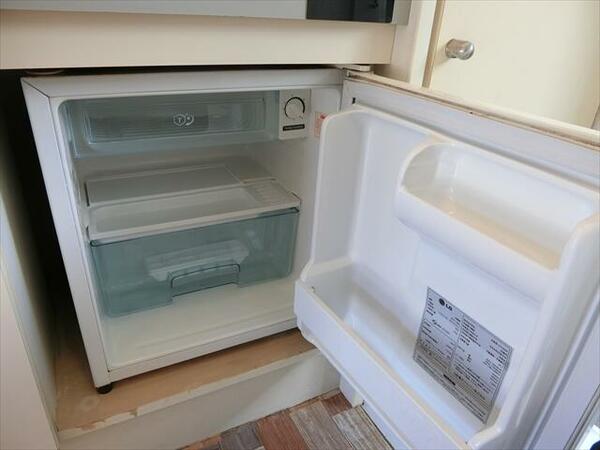 画像9:ミニ冷蔵庫