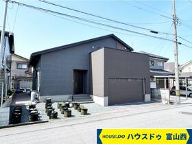 富山県富山市有沢