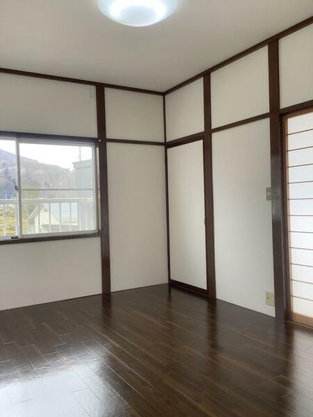 detached 山形県上山市石堂

地図を見る