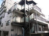 世田谷区千歳台３丁目 3階建 築35年のイメージ