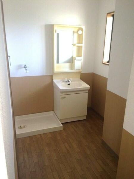 apartment 群馬県北群馬郡榛東村大字広馬場
地図を見る