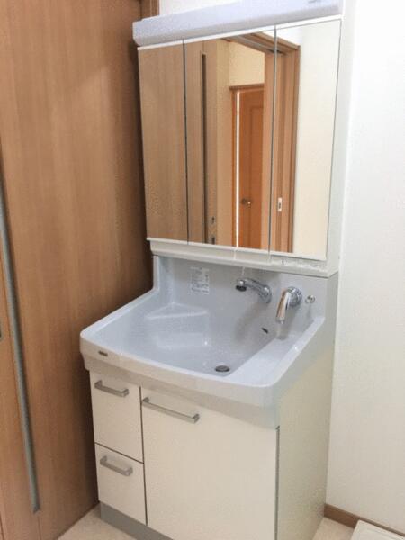 apartment 福島県南相馬市原町区国見町３丁目
地図を見る