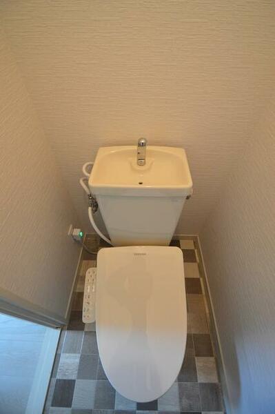 画像7:ウォシュレットトイレです。