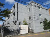 札幌市豊平区平岸五条１３丁目 3階建 築37年のイメージ