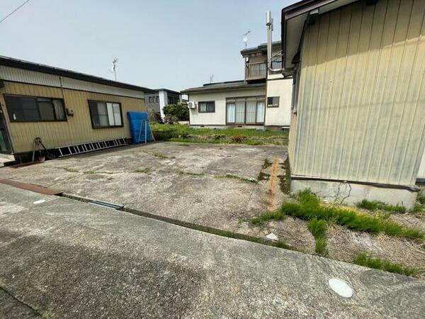 detached 秋田県横手市追廻２丁目

地図を見る