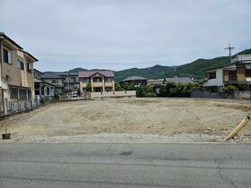 山梨県甲府市千塚１丁目